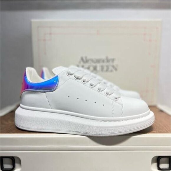 Alexander McQueen Women Sneakers - Picture 2 of 7